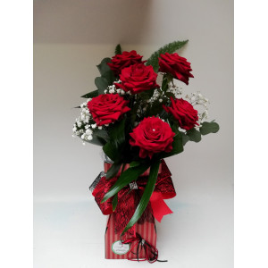 Valentine -   6 Roses